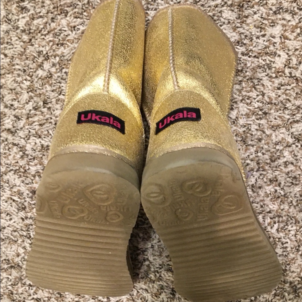 Ukala Gold Suede Evie Boot (Low) Sz 9M-EUC 100% Merino Wool Lining- See Details - Picture 9 of 12